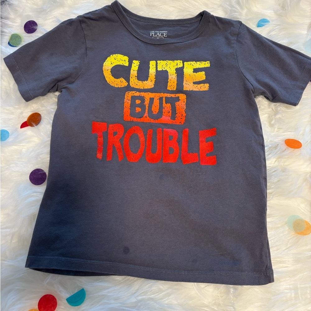 Children’s Place boys size 5 graphic  short sleeve tee Gray/Orange. Relaxed Fit
